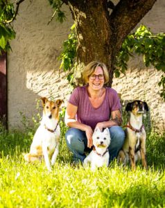 Katinka Halt-Herweg und Hunde